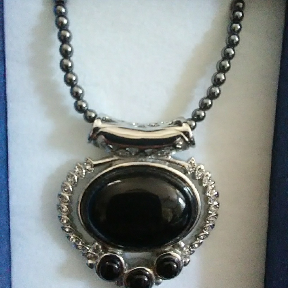 Black Agate Pendant Necklace